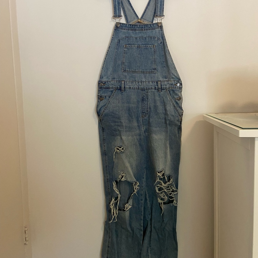 Women’s Wild Fable distressed wide leg flare overalls size M